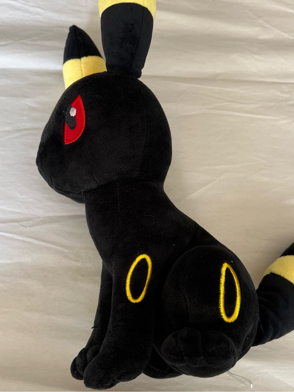 Pokemon Black and Yellow Umbreon Plush